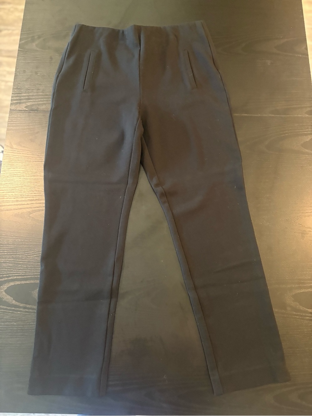 Chico’s Travelers Black Pull-On Slim Ankle Pant